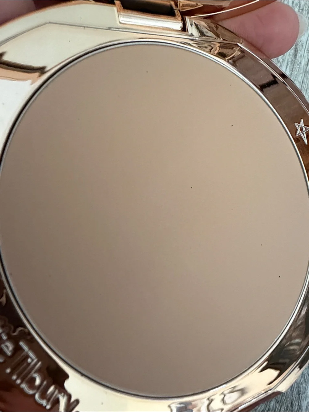 Charlotte Tilbury Bronzer Compact - shade 1 $59 retail